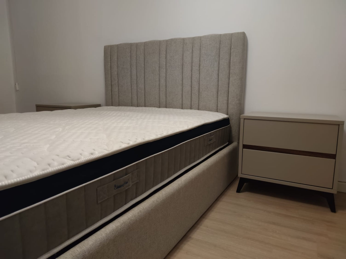 Mesinha de Cabeceira Cancún